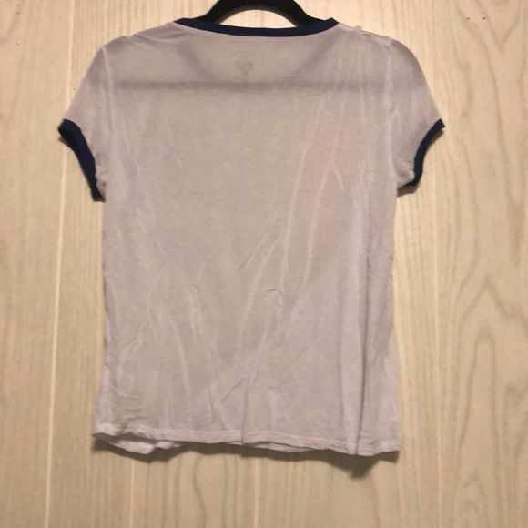 Billabong graphic tee. - Picture 2 of 2